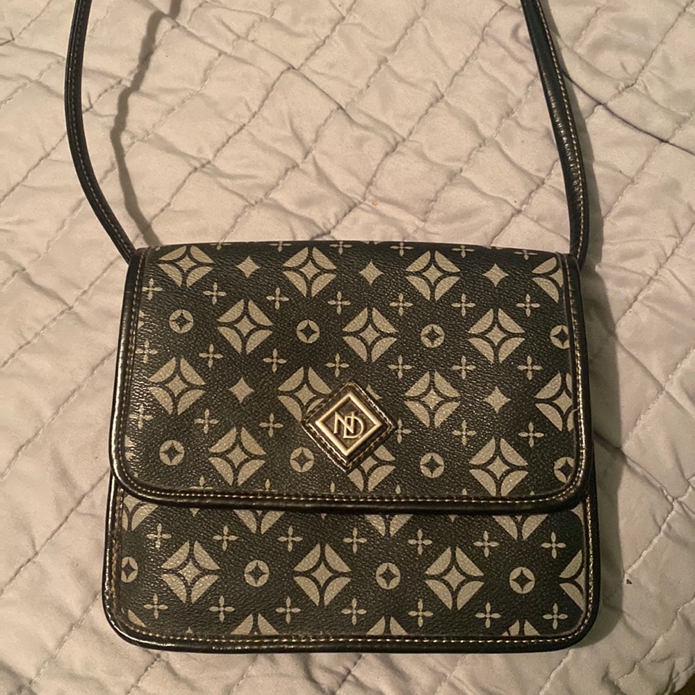Cute crossbody